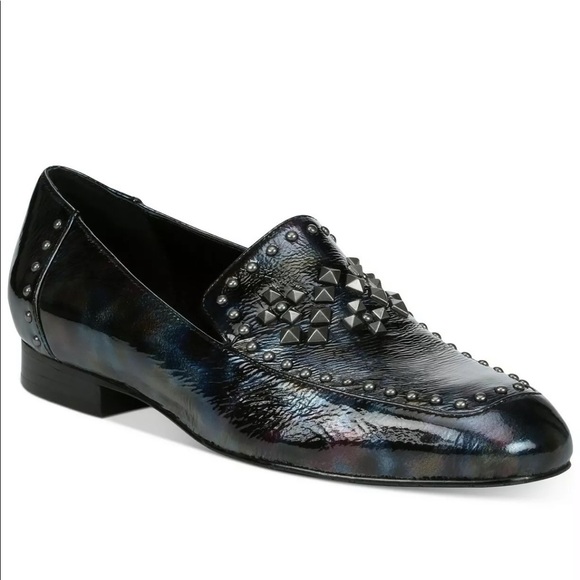 Donald J. Pliner Shoes - Women's Donald J Pliner Lukas Loafers